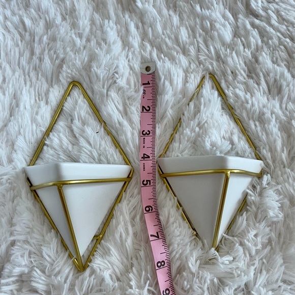 California Home Goods Geometric Wall Planter Small Set of 2 - Picture 4 of 14